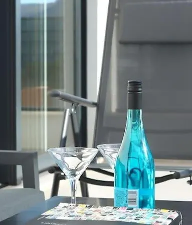 Ilari - Luxury 100m2 Penthouse, Terrace & View In Split