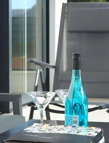 Ilari - Luxury 100m2 Penthouse, Terrace & View In Split