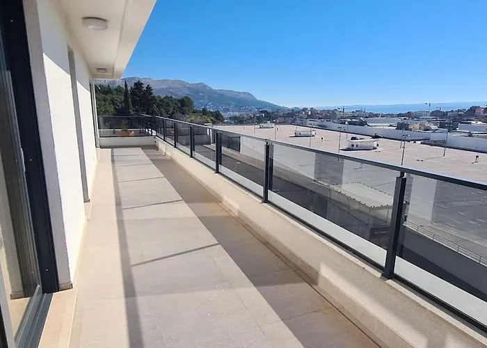 Ilari - Luxury 100m2 Penthouse, Terrace & View In