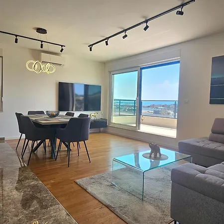 公寓 Ilari - Luxury 100m2 Penthouse, Terrace & View In *
